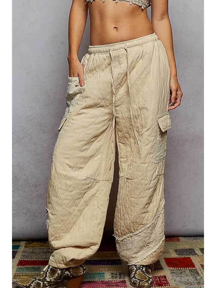 Vintage Washing Solid Lace Patch Quilting Jogger Pants | Cream