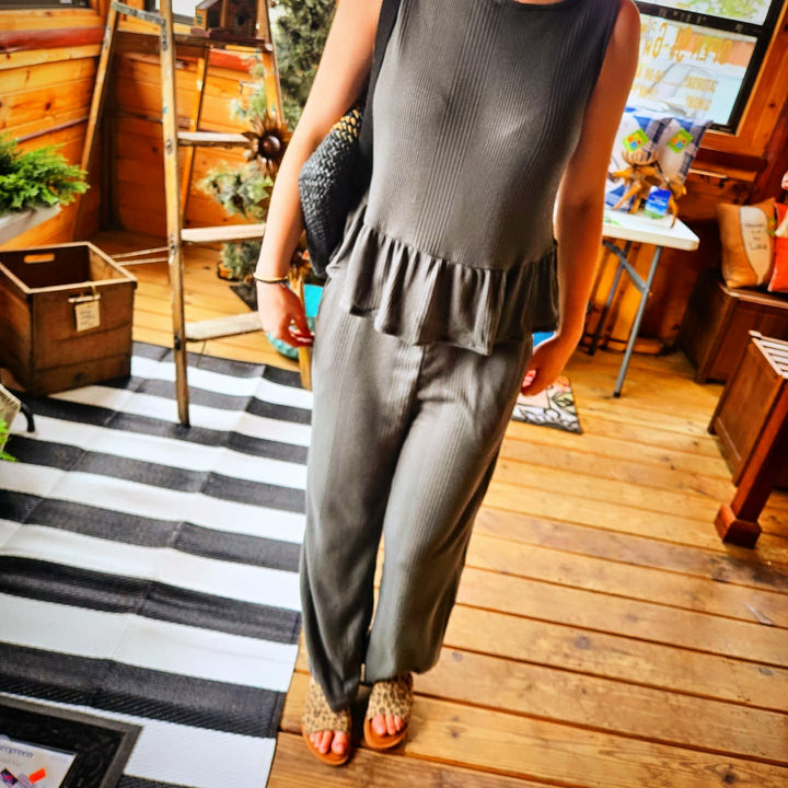Ribbed Ruffle Tank Top and Pants Set