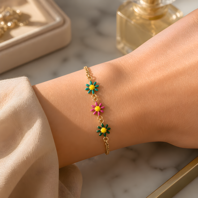 Daisy Gold Slider Bracelet