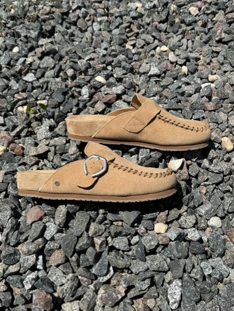 Women's Buckel Clog