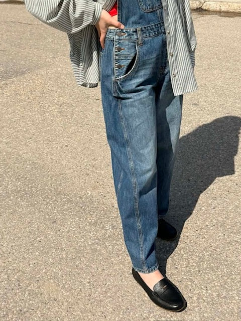 Mid-Waisted Barrel Overall Jeans