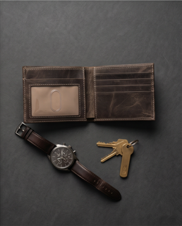 Buffalo Leather Bifold + Chip Reading Protection