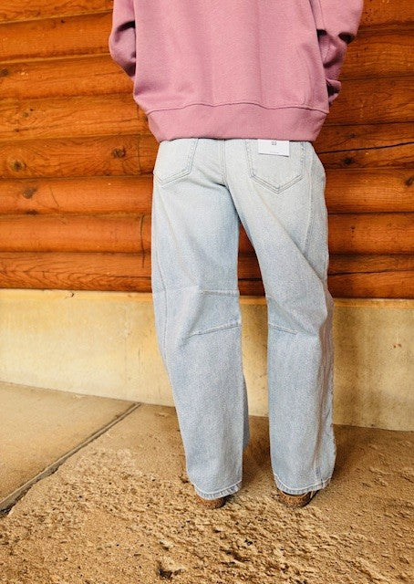Mid Waisted Barrel Leg with Long Inseam