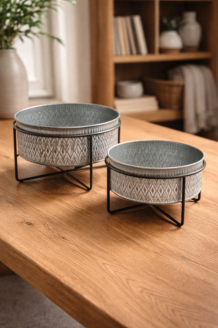 EMBOSSED METAL PLANTER SET | SET OF 2