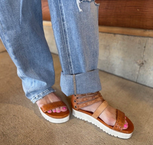 Artemia Sandal