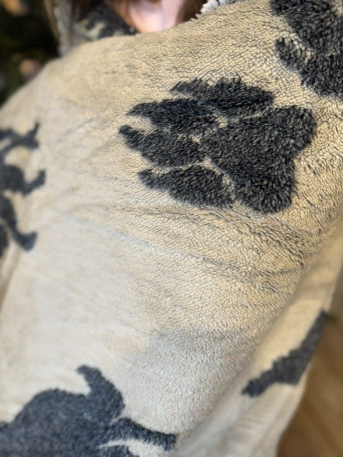 Midnight Wolf Melange Blanket