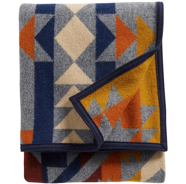 Smith Rock Jacquard Throw