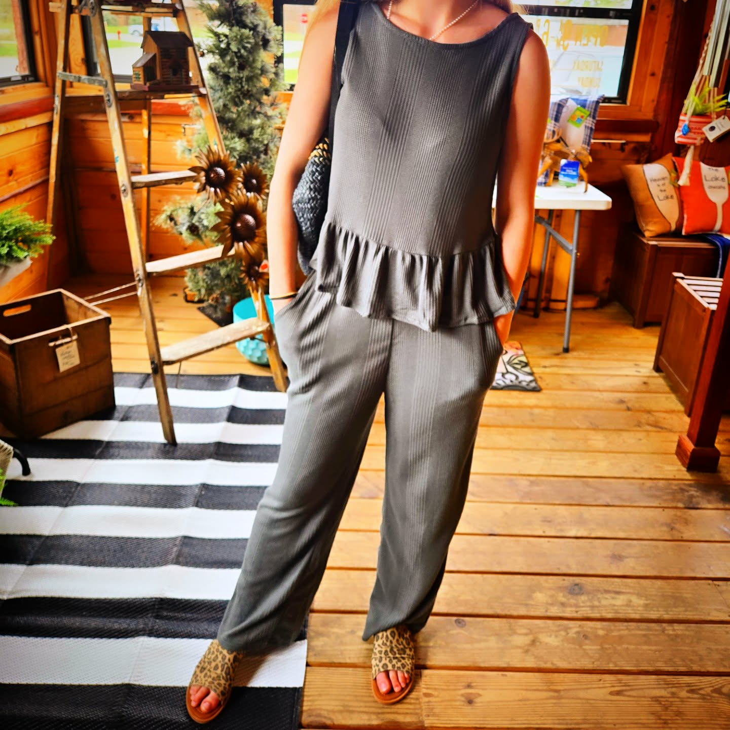 Ribbed Ruffle Tank Top and Pants Set