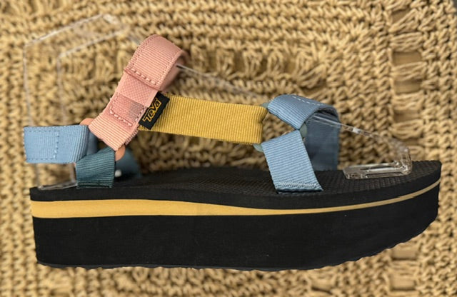Womens Flatform Universal