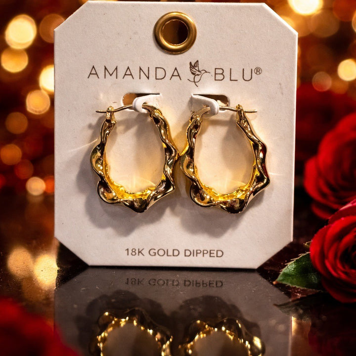 Hailey Twisted Oval Hoop | Polished Gold