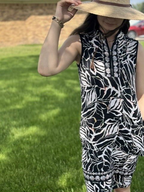 Printed Sleeveless Dress W/1/4 Zip & Inner Shorts