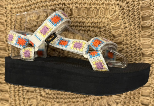 Womens FlatForm Universal Crochet