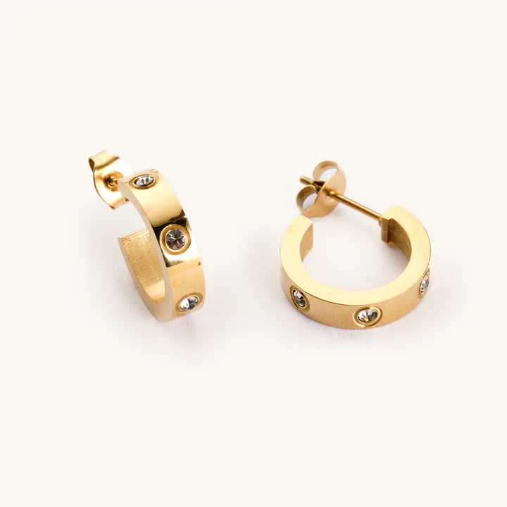 Corinne Hoops | Gold