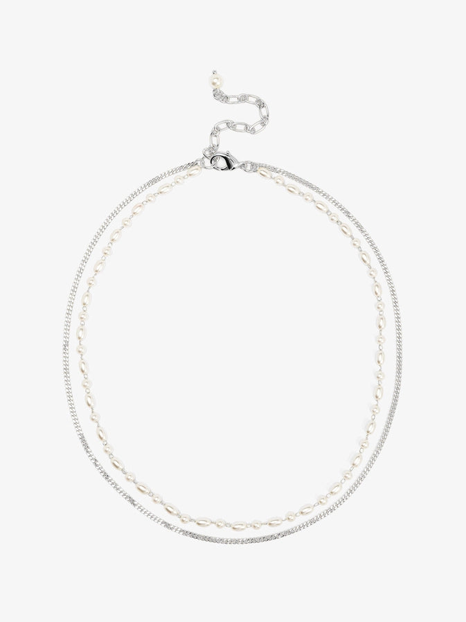 Chain and Pearl Layered Short Necklace