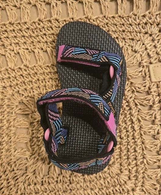 K Original Universal Sandal