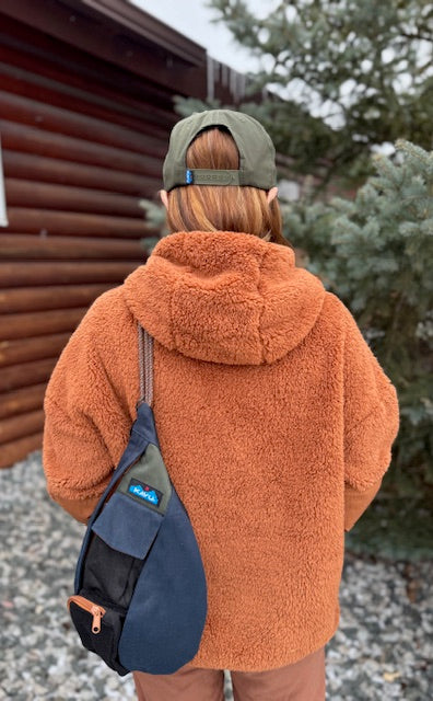 Moon Ridge Hooded 1/2 Snap