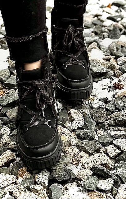 Ona Ave Alpine Boot WP