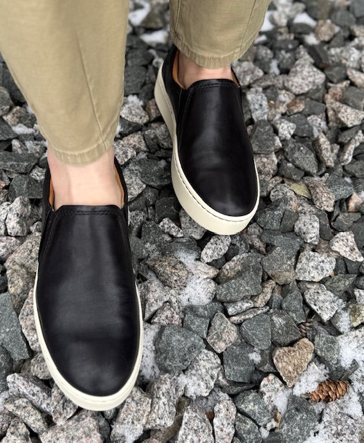 Mira Slip On - Black