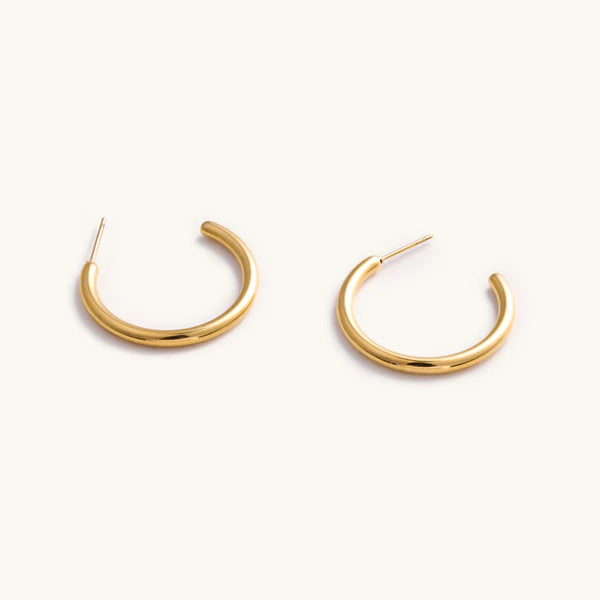 Tessa Medium Hoops | Gold